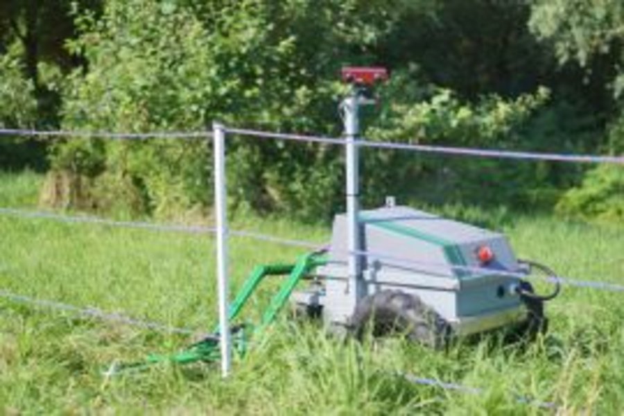 Weidezaunroboter und Mähroboter RoboZaun